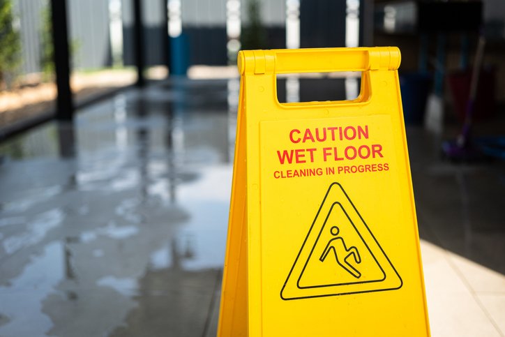 Do Most Slip and Fall Cases Settle Out of Court