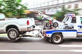 What to Know About Tow Truck Accidents?